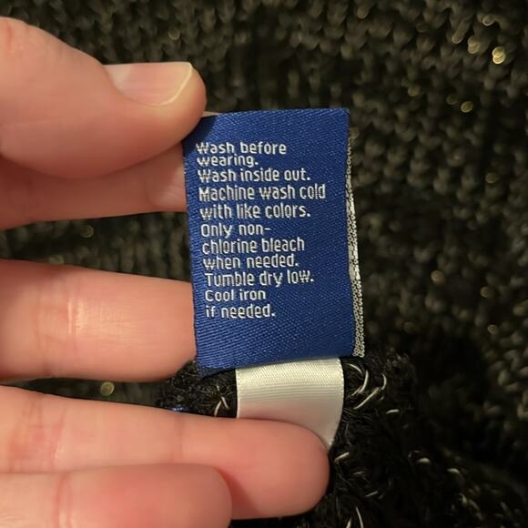 ⚡️ 3 for $20 ⚡️ Apt. 9 Metallic Black Tunic Sweater - Picture 8 of 8